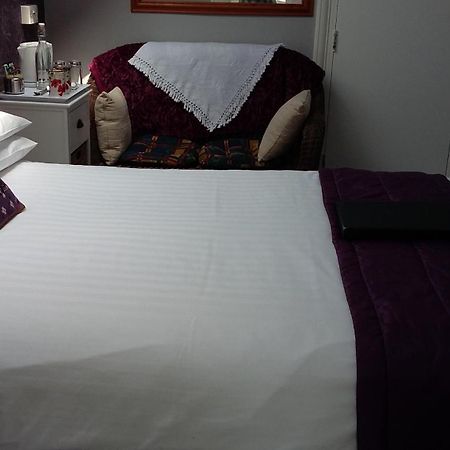 Cleave Court Guest House 랜디드노 외부 사진
